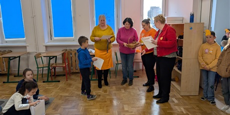 Powiększ grafikę: szkolny-konkurs-recytatorski-jesien-w-poezji-656815.jpg