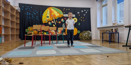 Powiększ grafikę: szkolny-konkurs-recytatorski-jesien-w-poezji-656827.jpg