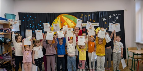 Powiększ grafikę: szkolny-konkurs-recytatorski-jesien-w-poezji-656829.jpg