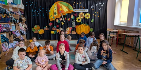 Powiększ grafikę: szkolny-konkurs-recytatorski-jesien-w-poezji-656843.jpg