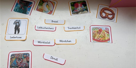 Powiększ grafikę: szkolny-oktoberfest-716641.jpg