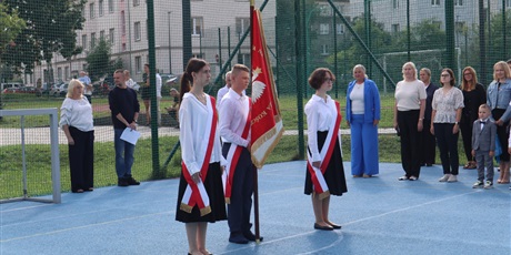 Powiększ grafikę: uroczyste-rozpoczecie-roku-szk-2025-2026-636519.jpg