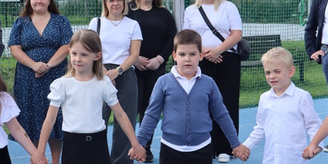 Powiększ grafikę: uroczyste-rozpoczecie-roku-szk-2025-2026-636530.jpg