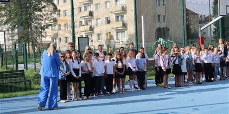 Powiększ grafikę: uroczyste-rozpoczecie-roku-szk-2025-2026-636542.jpg