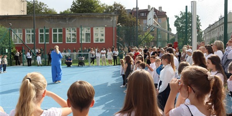 Powiększ grafikę: uroczyste-rozpoczecie-roku-szk-2025-2026-636556.jpg