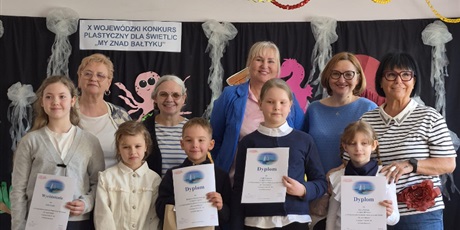 Powiększ grafikę: uroczystosc-wreczenia-nagrod-w-x-wojewodzkim-konkursie-dla-swietlic-my-znad-baltyku-688757.jpg