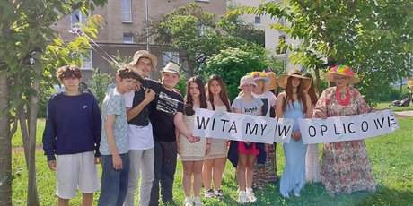 Powiększ grafikę: w-soplicowie-w-goscinie-u-telimeny-702567.jpg