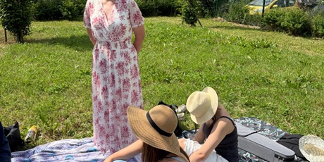 Powiększ grafikę: w-soplicowie-w-goscinie-u-telimeny-702588.jpg