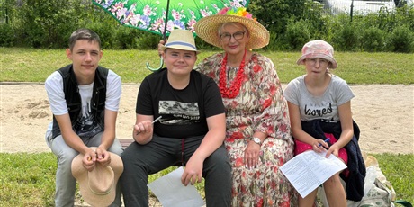 Powiększ grafikę: w-soplicowie-w-goscinie-u-telimeny-702590.jpg