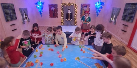 Powiększ grafikę: wizyta-w-wielkiej-fabryce-elfow-662653.jpg