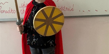 Powiększ grafikę: wokol-mitow-greckich-651779.jpg