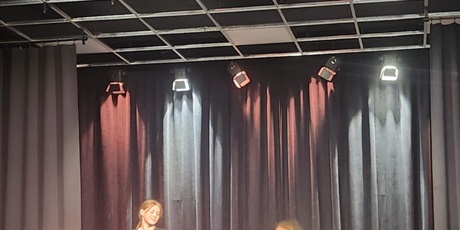 Powiększ grafikę: wyjscie-6a-do-teatru-na-spektakl-gwiazda-zyczen-626377.jpg
