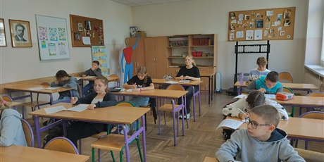 Powiększ grafikę: wyniki-konkursu-mistrz-ortografii-611572.jpg