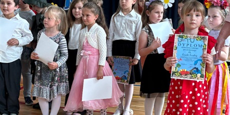 Powiększ grafikę: zakonczenie-roku-w-oddziale-przedszkolnym-628535.jpg