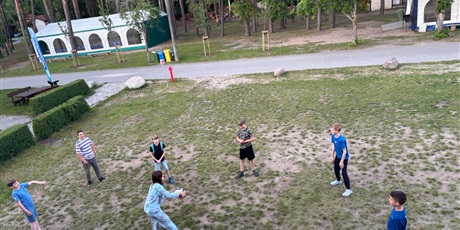 Powiększ grafikę: zielona-szkola-ostrow-pieckowski-701542.jpg